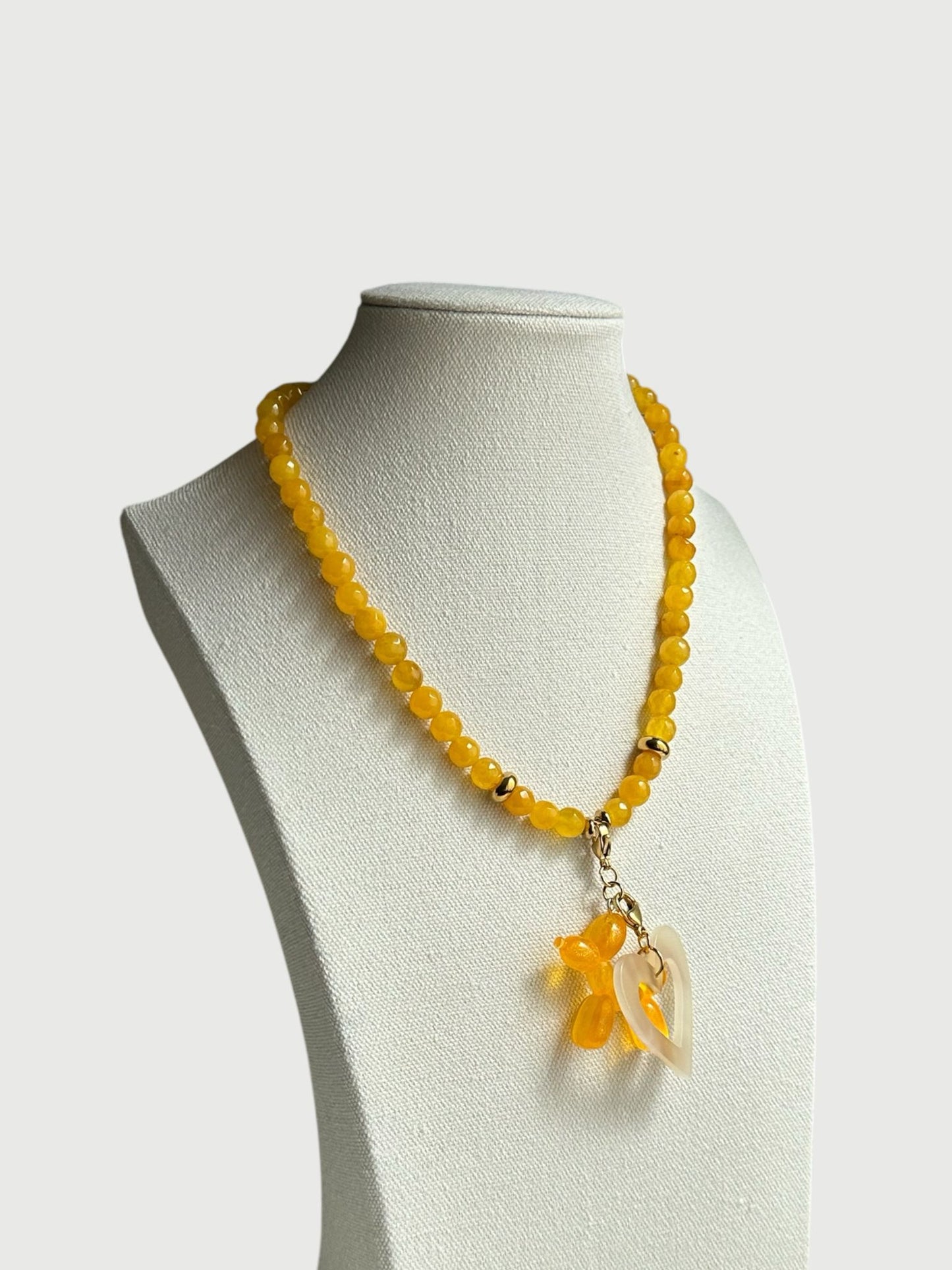 Lourdes amarillo