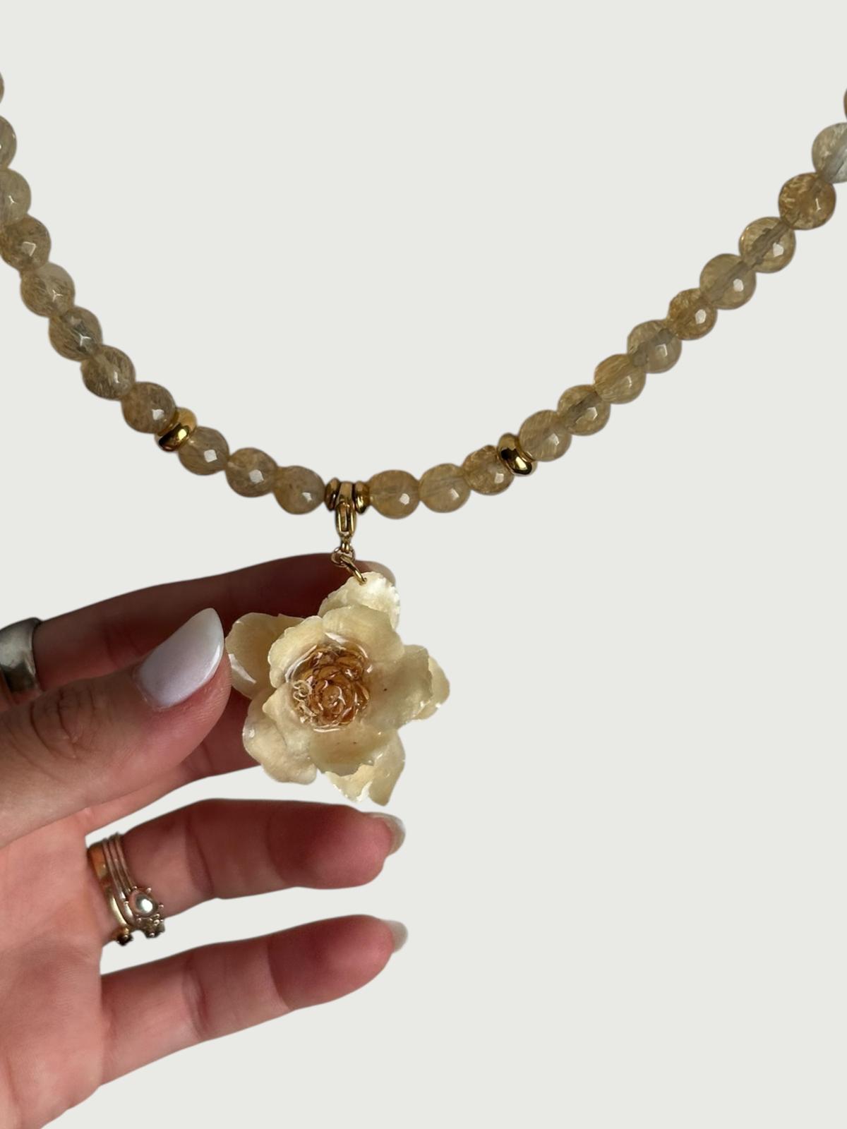 Lourdes beige