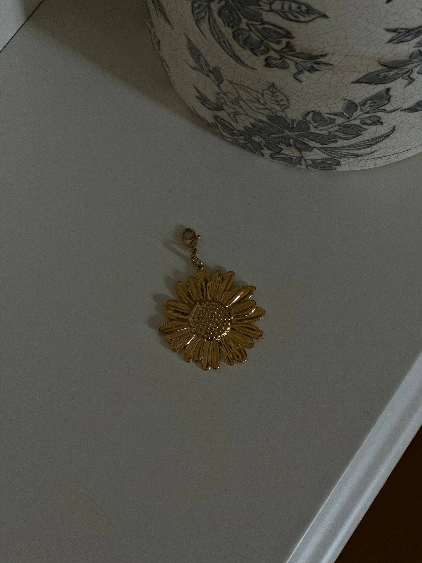 Flor margarita acero