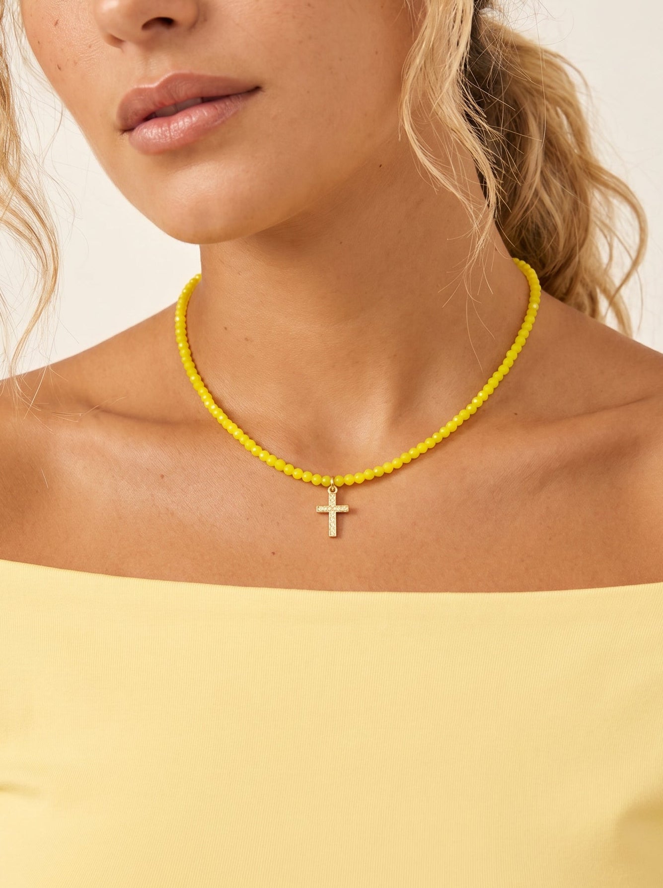Petit amarillo