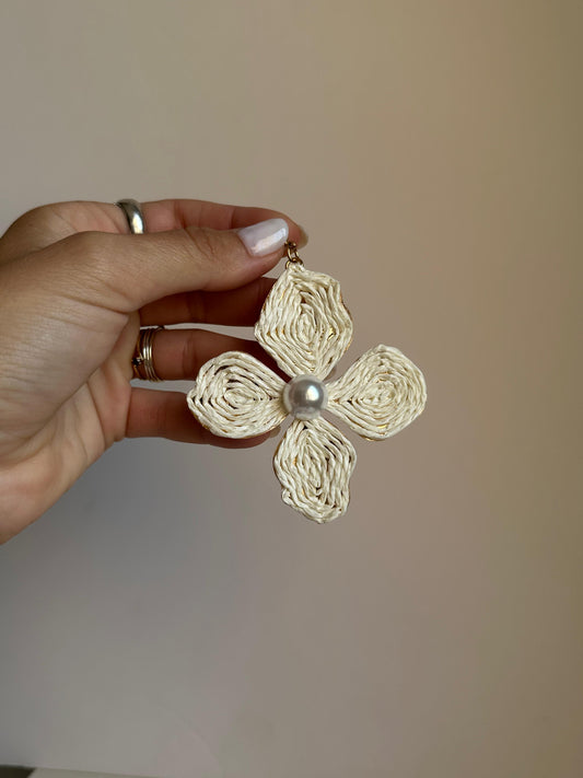 Flor Potentilla beige