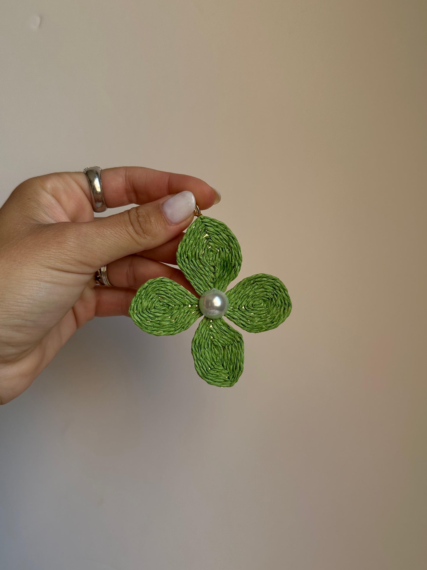 Flor Potentilla verde