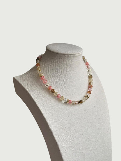 Lourdes beige y rosa