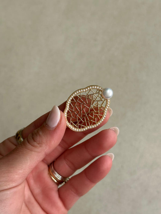 Broche óvalo dorado