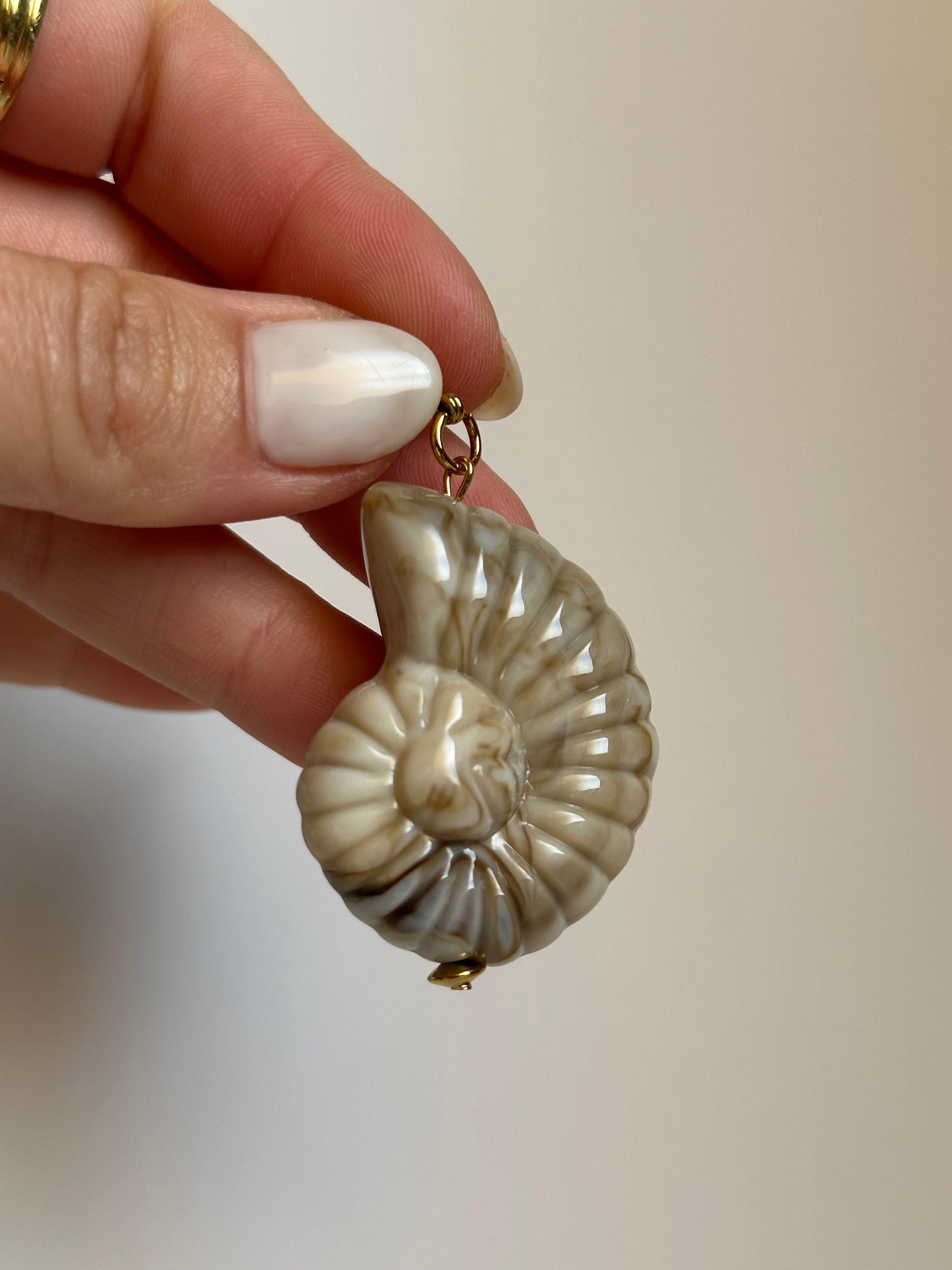 Mini caracola beige