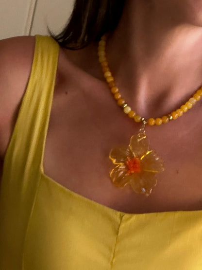 Lourdes amarillo