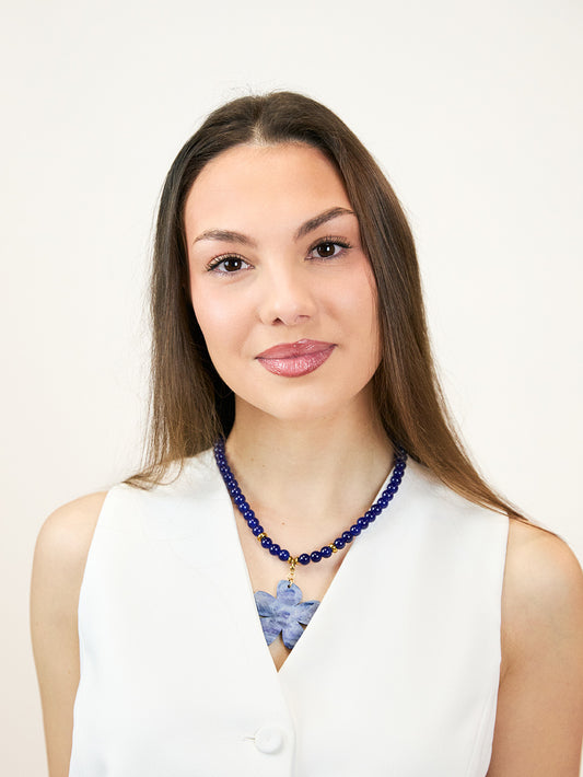 Lourdes azul eléctrico
