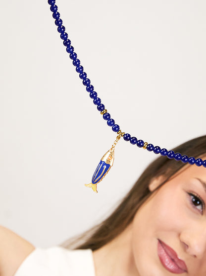 Lourdes azul eléctrico